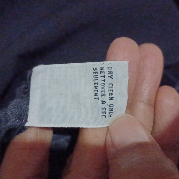 Talbots Petites Blouse Vest Women's Sz 8 Black Sleeveless Top Rayon & Polyester. - Picture 9 of 10